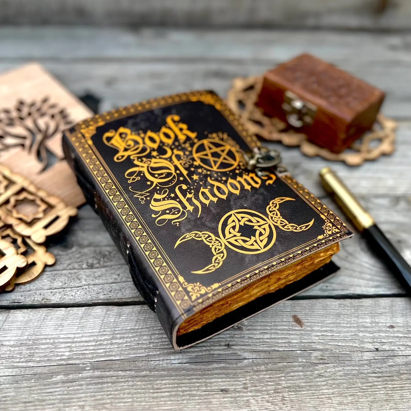 Diario in pelle vintage con stampa Book of Shadow