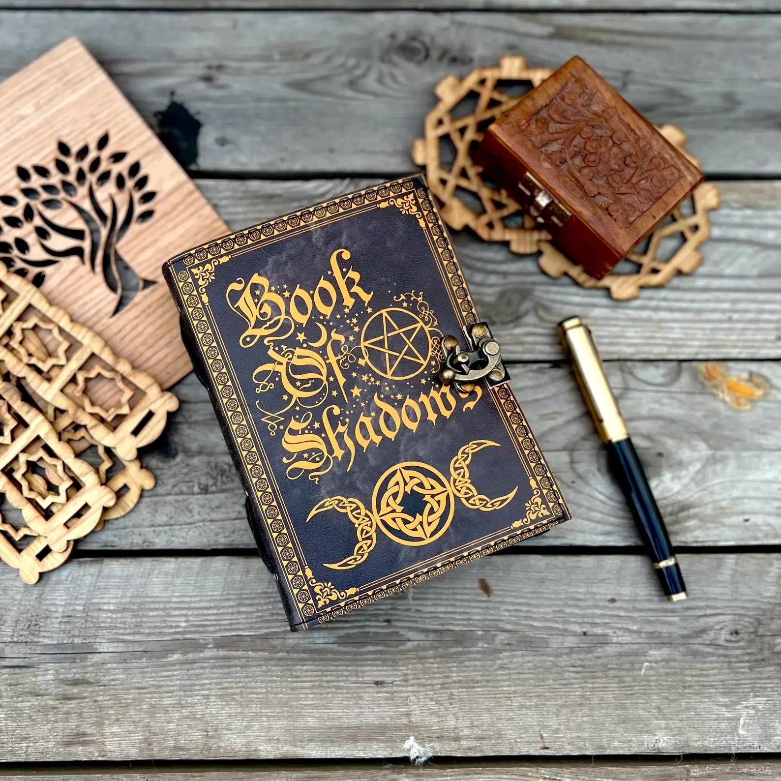 Diario in pelle vintage con stampa Book of Shadow