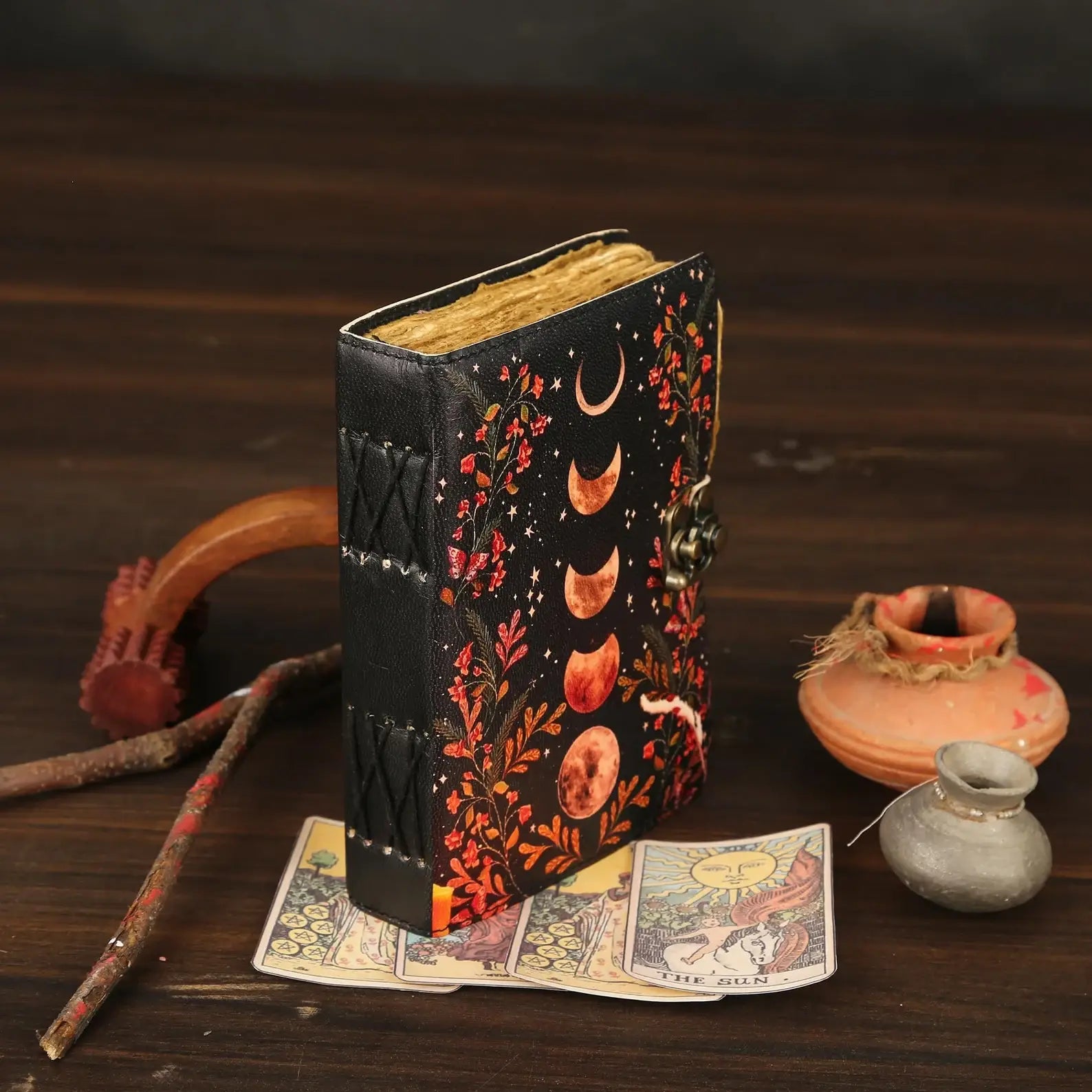 Diario in pelle vintage con stampa lunare