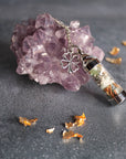 Moondust and Raven - Collana con amuleto Abundance Spell Jar, gioielli in cristallo da strega