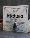 Moondust and Raven - Collana Amuleto con Barattolo Incantato di Medusa, Gioielli di Cristallo Stregati