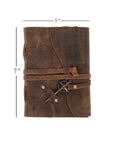 Diario vintage rilegato in pelle con chiave