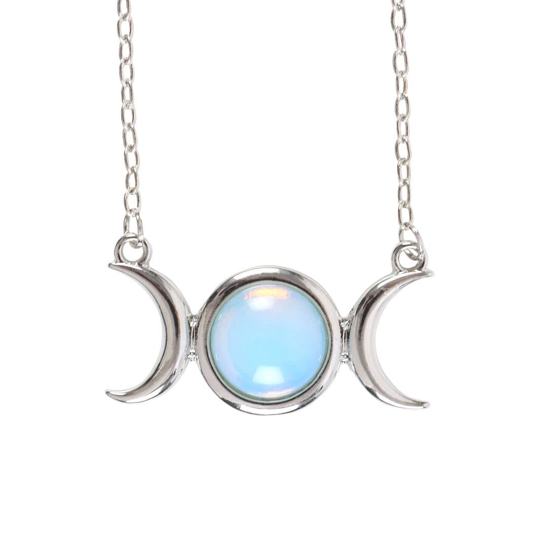 Collana a tripla luna in opalite su biglietto di auguri