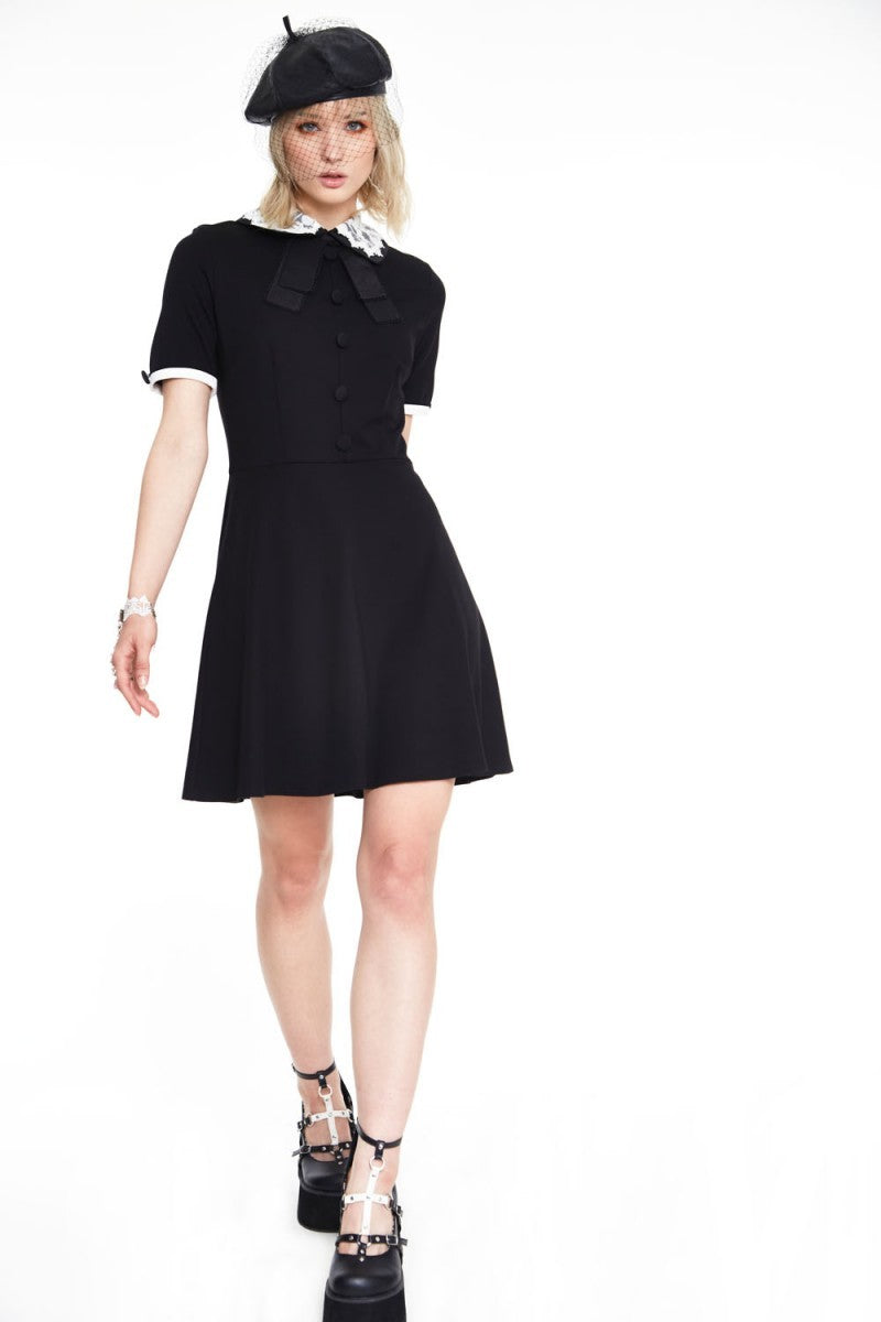 Vestito colletto a contrasto nero e merletto bianco stile Mercoledì
