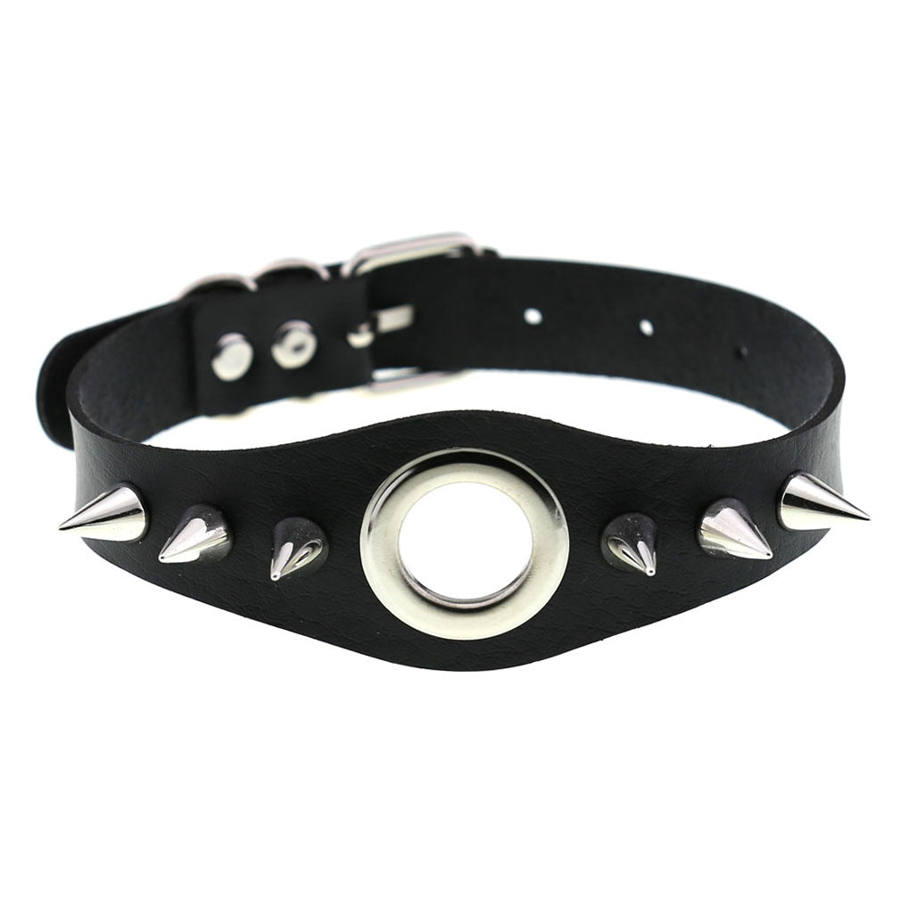 Choker Spikes and central Ring
